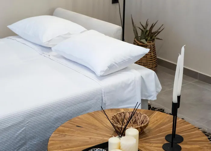 Апартаменты Hayes Syros *